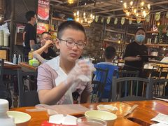 -琥珀老六龙虾(四里河店)