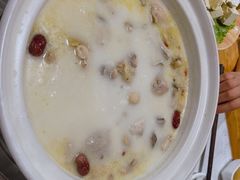 -广顺鑫猪肚鸡(经八路店)