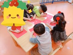 -小门牙好性格托育(北外滩中心)