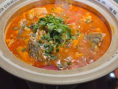 -魏铭鱼头捞饭(晋阳路店)