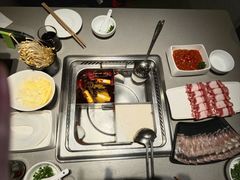 -海底捞火锅(宝龙广场夜宵主题店)