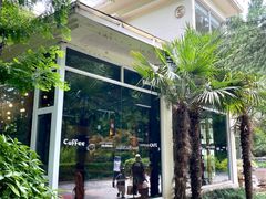 -上海怡沁园度假酒店