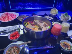 -唯爱KTV聚会餐厅(仙林东城汇店)