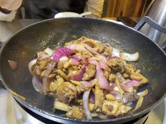 -胡须佬鸡煲四季火锅店(石厦西村直营店)