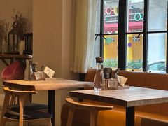 -Common Table · Brunch & Coffee