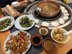 -阿山卓·野生菌火锅·纳西火塘烤肉