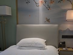 -贝尔大酒店(海拉尔伊仕丹购物广场店)