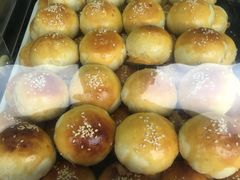 豆沙蛋黄酥-闻酥园(水碾河路店)