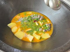 -老刘生态大鱼坊铁锅炖鱼(赛马场店)