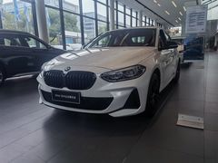 -上海宝信宝马4S店