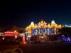 景观位-布尔津河堤夜市