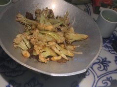 干锅花菜-卢大鲜鱼头捞饭(美利广场店)