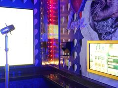 -好乐迪(张扬路八佰伴店)