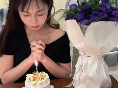 -Mark&Mars Restaurant