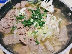 -全牛匠·乐山跷脚牛肉(新中关店)