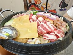 招牌（豚骨汤底）部队锅-豚妈妈汤饭·部队锅(南京东路店)