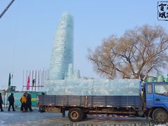 -人民防洪胜利纪念塔