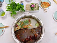 养生鸳鸯锅-屋头串串(新街里店)