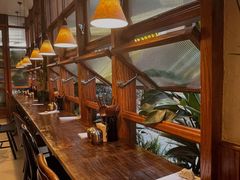 -银米·云南传统过桥米线(双廊黑金冠店)