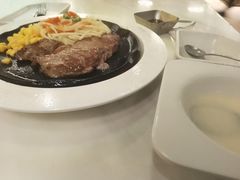-豪客来牛排(中央花苑店)