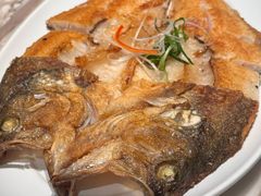 传统香煎咸鲈鱼-汤城小厨•粤菜•靓汤(西直门凯德MALL店)