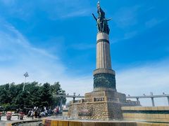 -人民防洪胜利纪念塔