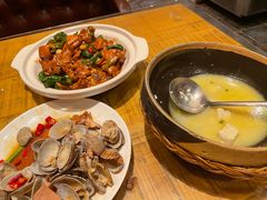 -泉畔人家·老济南经典鲁菜(大明湖店)