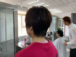 -I+造型烫发染发