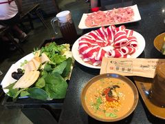 极品肥牛-宽板凳老灶火锅(南礼士路店)