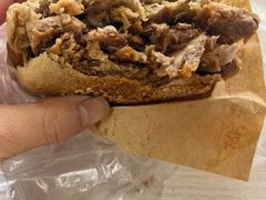-洪峰浩老北京烧饼夹肉(角门路店)