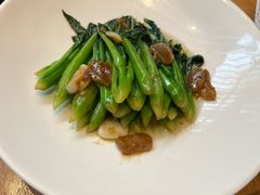 -荷风细雨·中国茶宴(世纪大道店)