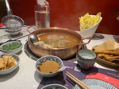 -牛村来人潮汕牛肉火锅(西单店)