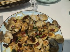 -嗨辣小聚·盘锦河蟹·海鲜烧烤龙虾(盘锦十年好店)