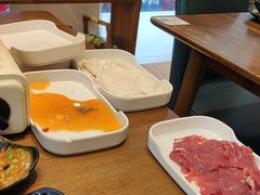 -天成·潮州牛肉脆肉鱼生蚝自助火锅