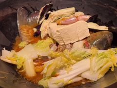 -鱼窝棚柴火铁锅炖(富山屯店)