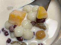 -广信牛奶甜品世家(台东店)