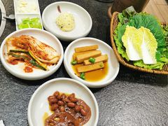 -草家酱蟹炭火烤肉店(珲春南路一店)