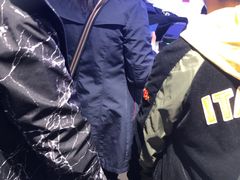 -唯品会(北京国瑞城店)