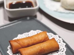 韭菜黄鱼春卷-屋里厢上海菜馆