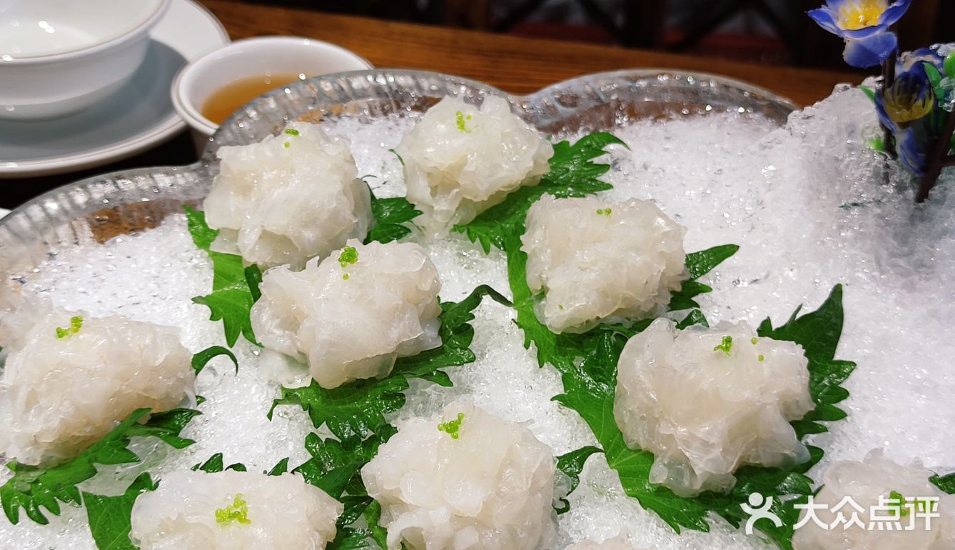 五一假期｜快来这家店吃鱼生[色]