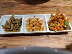 小配菜-湘人龙记老长沙米粉(鸟巢店)