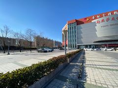 -世纪金源购物中心东区-停车场