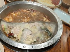 -东巴婆婆云南鱼豆花火锅(大东门店)