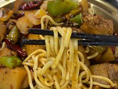 -牛一嘴·兰州牛肉面·大盘鸡(财富中心店)