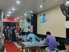 大堂-潘国仙耳光馄饨(黄家阙路店)