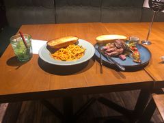 -JINNS锦时 steak&pizza(浸信会礼拜堂旧址店)