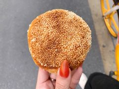 黑芝麻酥饼-朱记小郑酥烧饼(建康路店)