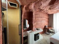 -幸栖洞穴设计酒店(成都春熙路店)