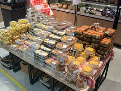面包甜点陈列柜-盒马鲜生(皇庭广场店)