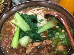 红烧牛肉汤粉-茗味居羊肉汤面馆(临沂路店)